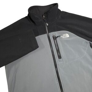 The North Face Boys XL Softshell Jacket Gray Black Full Zip‎ Pockets